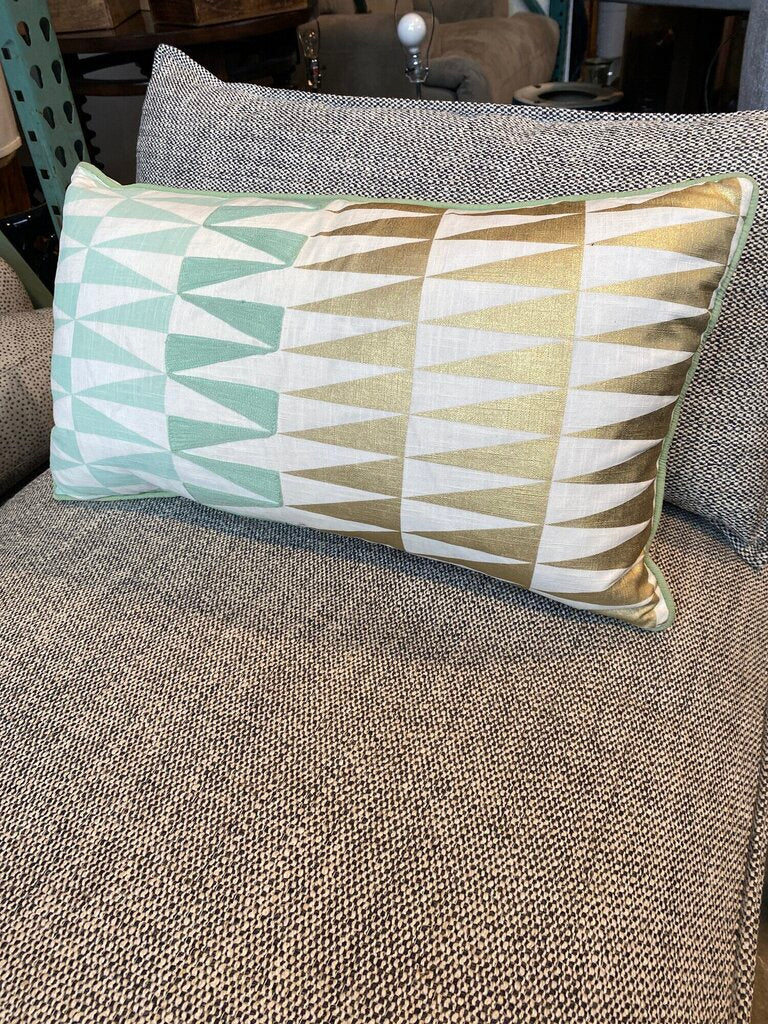 Celerie Pillow