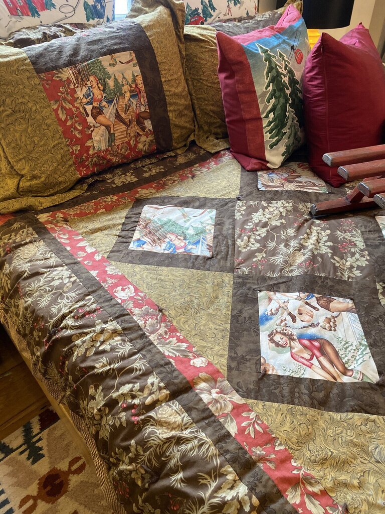 Vintage Queen Bedding With Two Shams