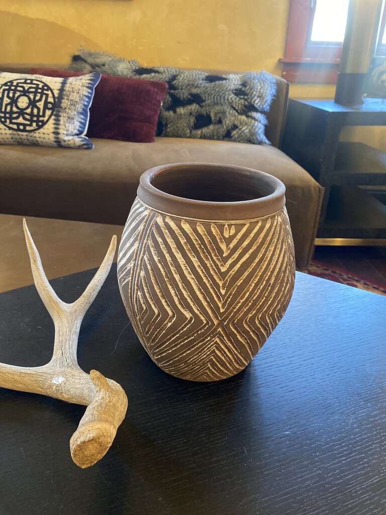 Diamond Patterned Ceramic Pot