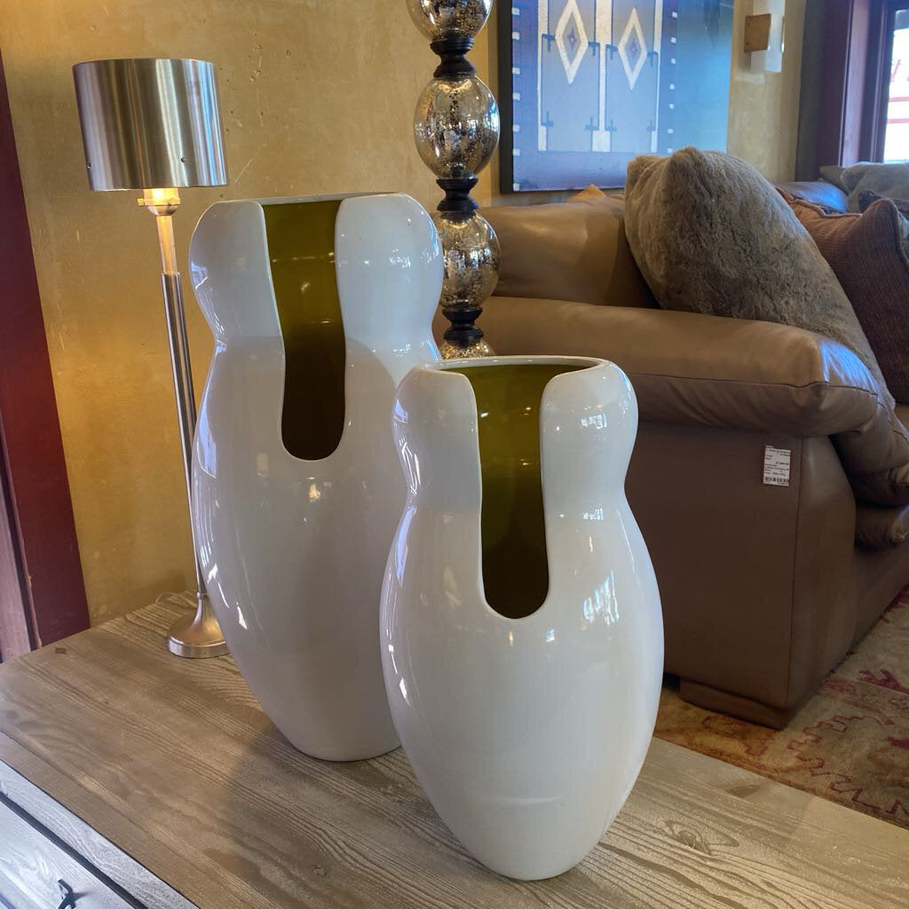 Global Views White Vase - Set Of 2