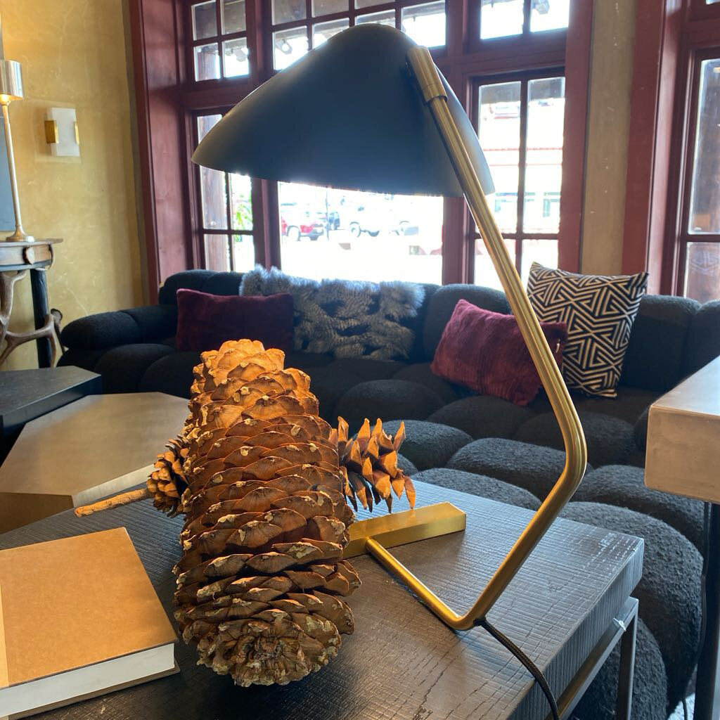 Curvilinear Mid Century Table Lamp