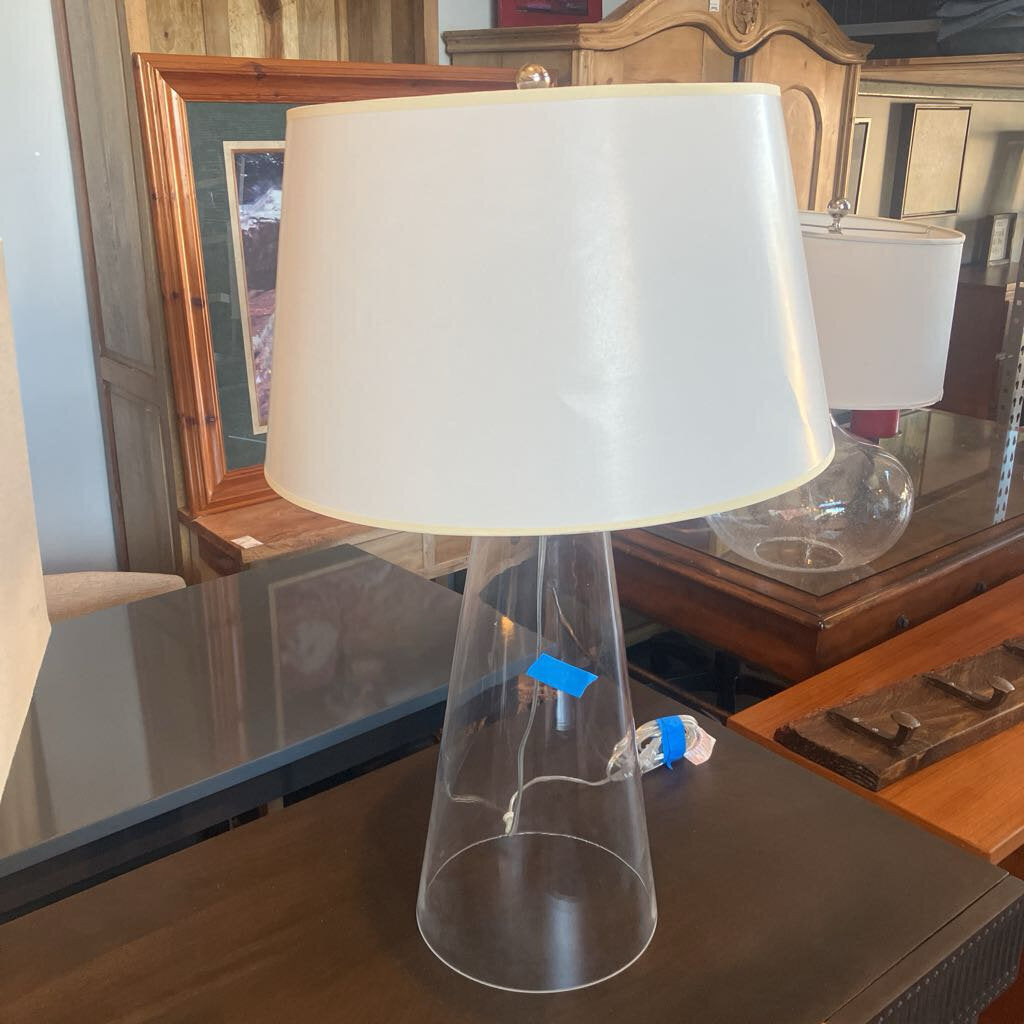 Cone Glass Base Lamp