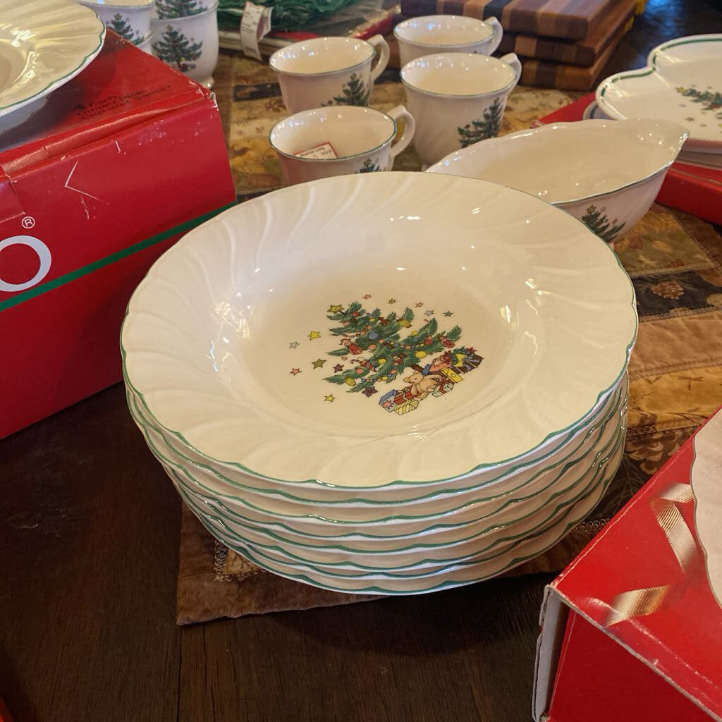 Nikko Happy Holiday Soup Bowl - Set Of 8