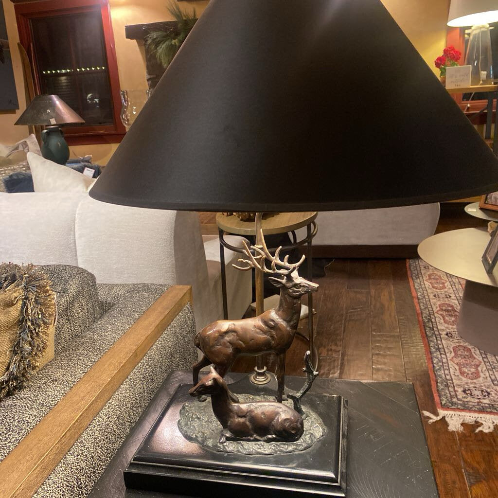 Deer Statue Lamp