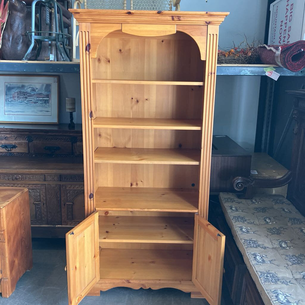 Pine Bookshelf