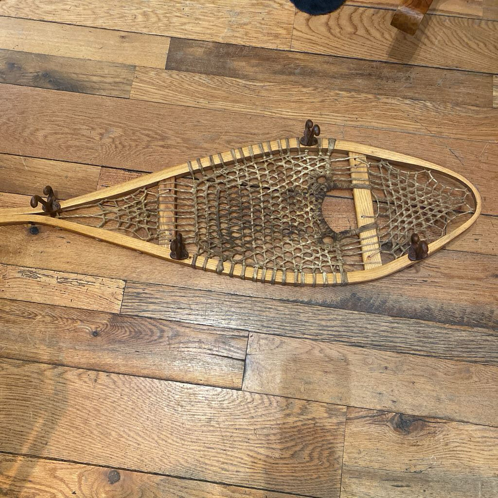 Snowshoe Coat Rack