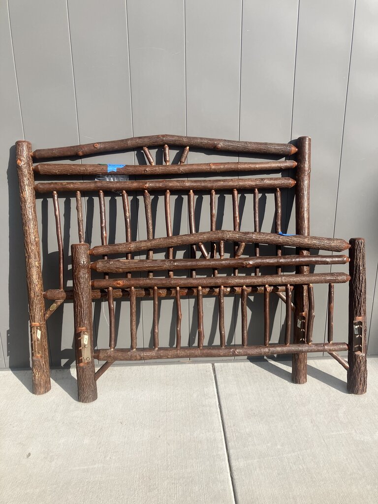 Old Hickory Queen Bed