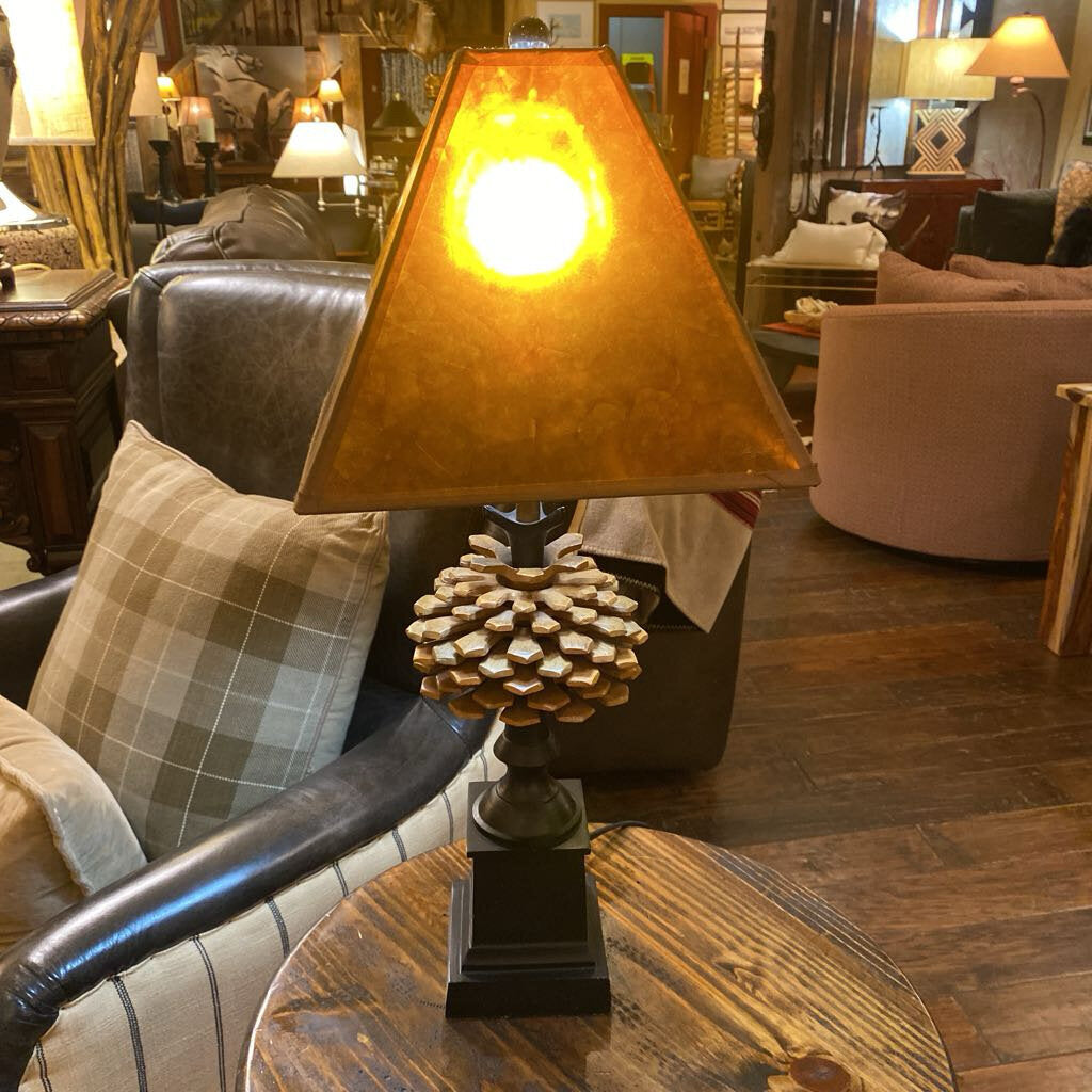 Pinecone Lamp