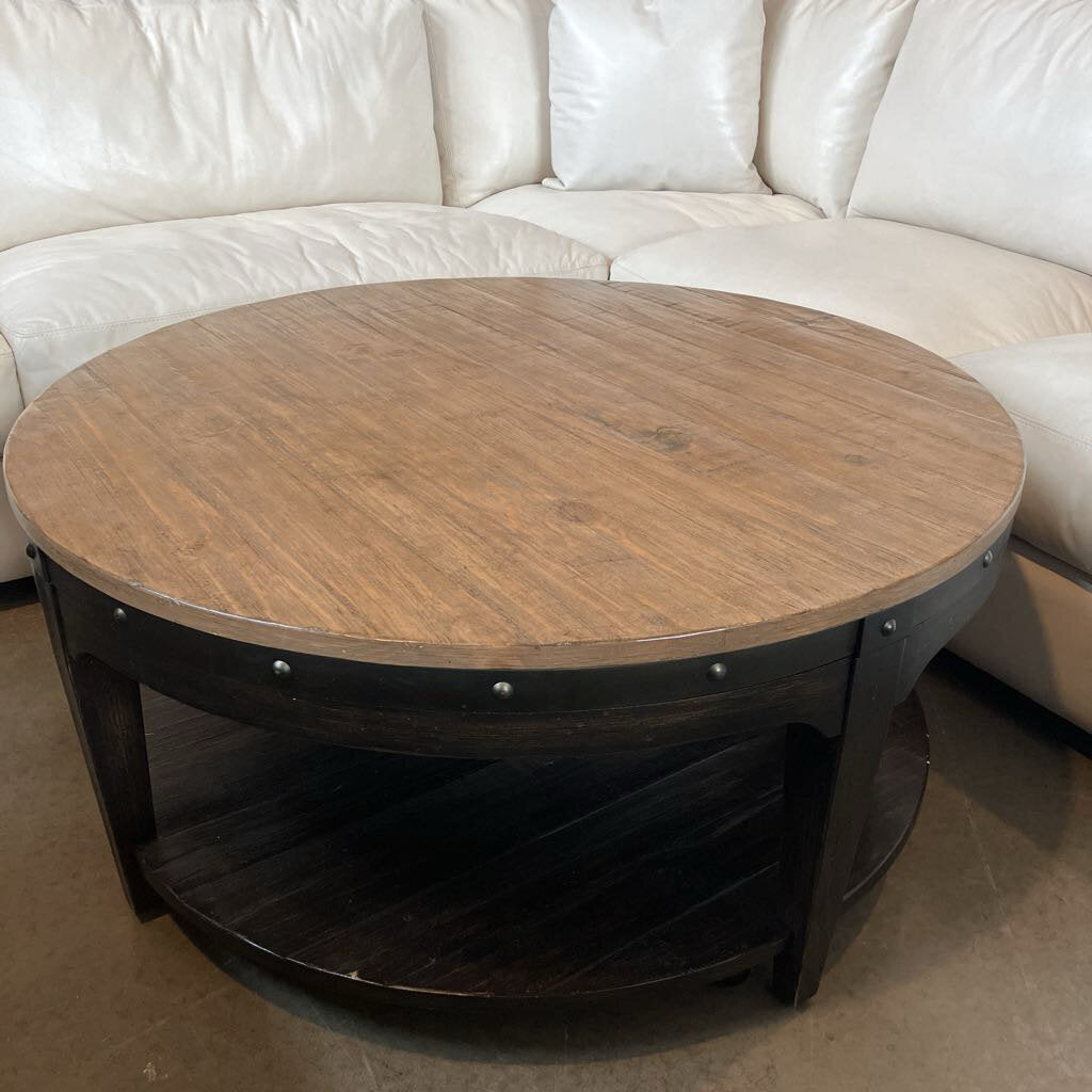 Kincaid Plank Road Artisans Cocktail Table