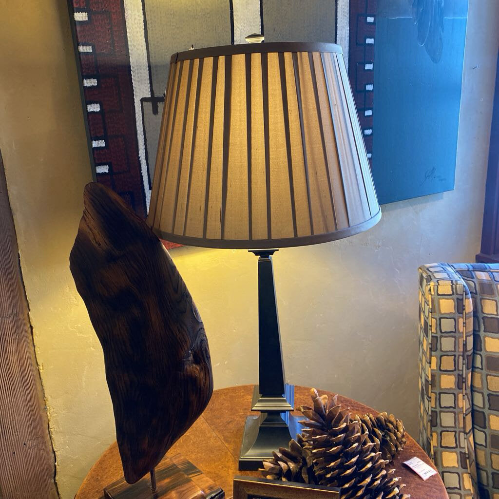Metal Base Lamp