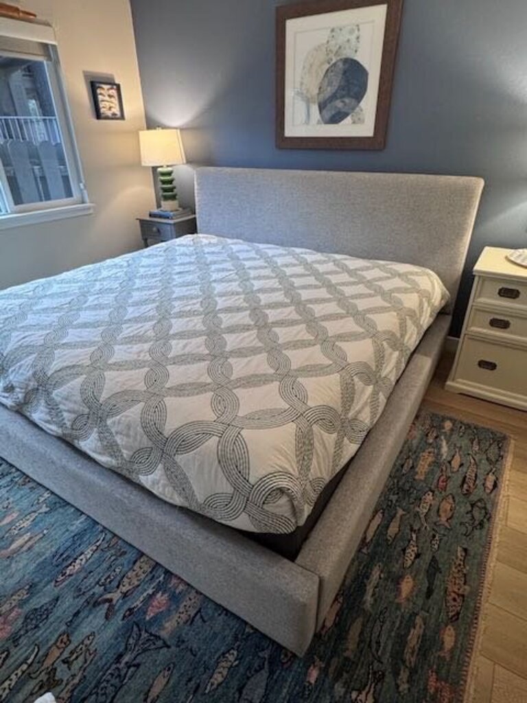Melange Upholstered King Bed