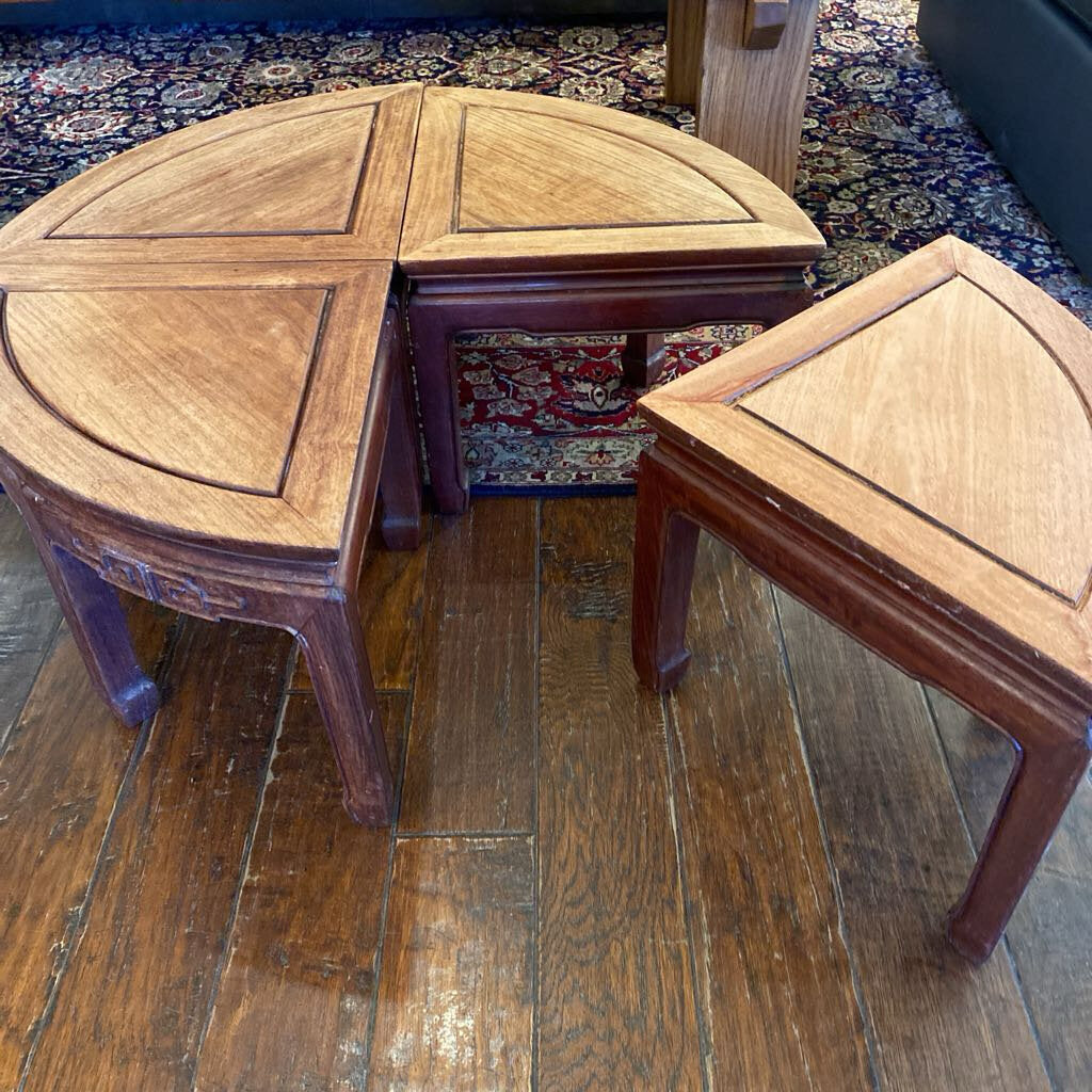 Vintage Four Piece Round Coffee Table
