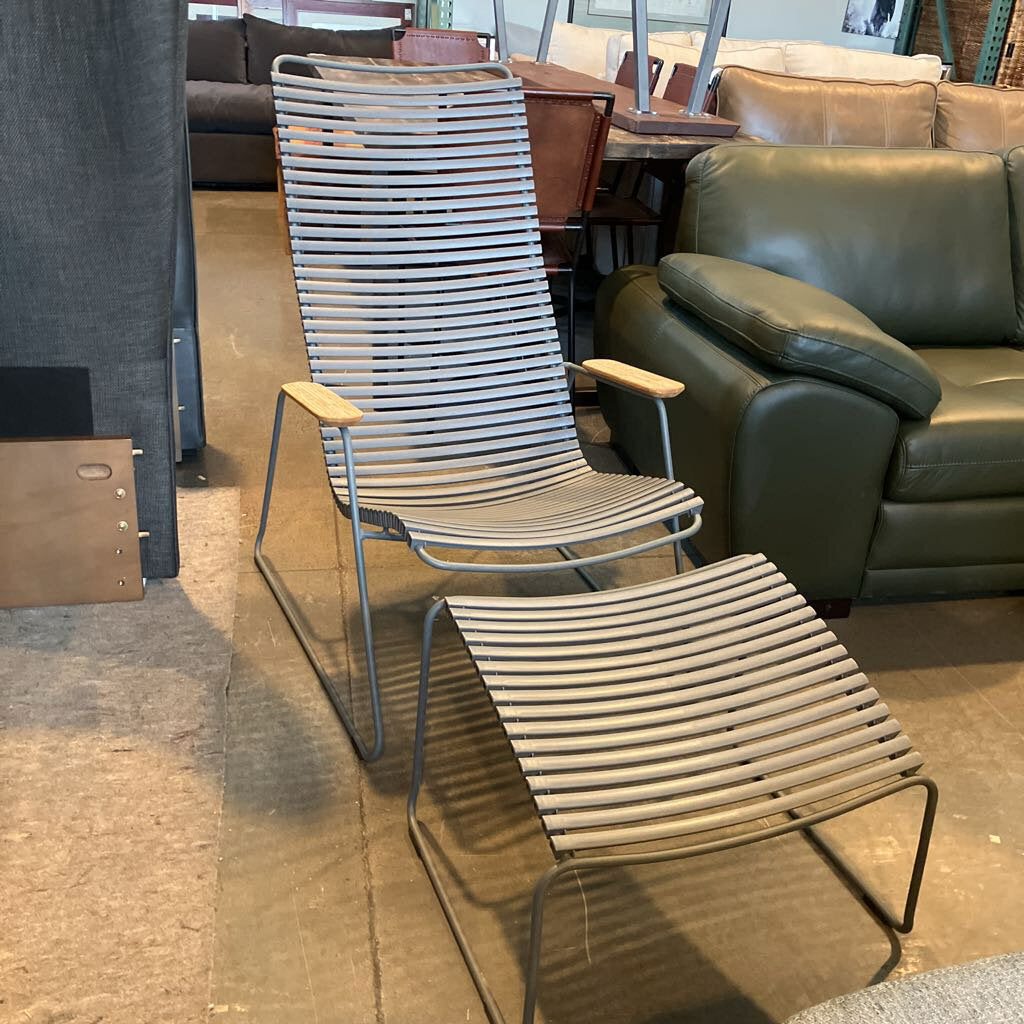 Click Outdoor Chairs w/ Ottomans