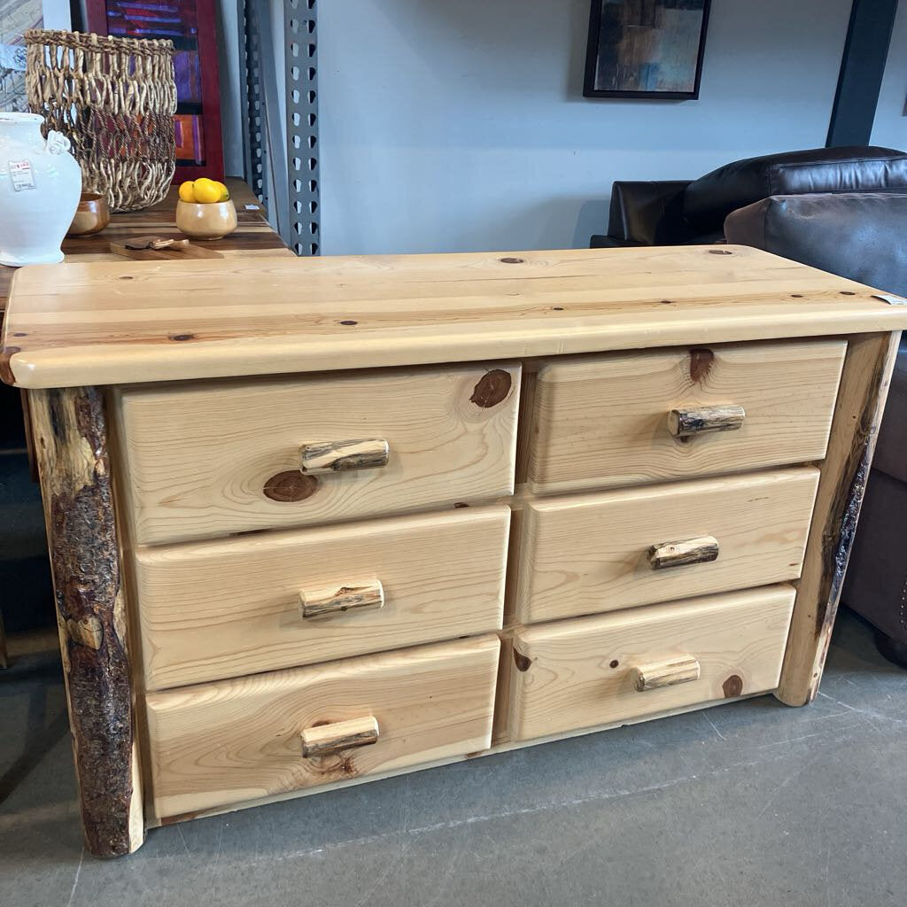 Pine 6 Drawer Dresser