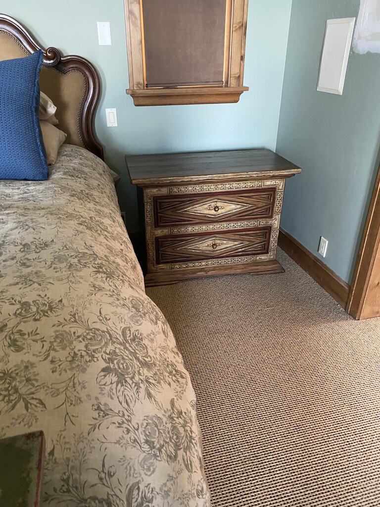 Diamond Pattern 2 Drawer Nightstands Set of 2