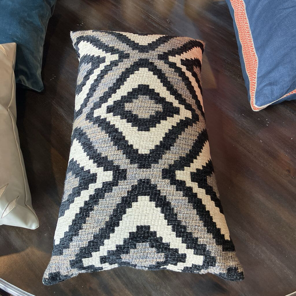 Eastern Accents Monterosa Geometric Decorative Pillow