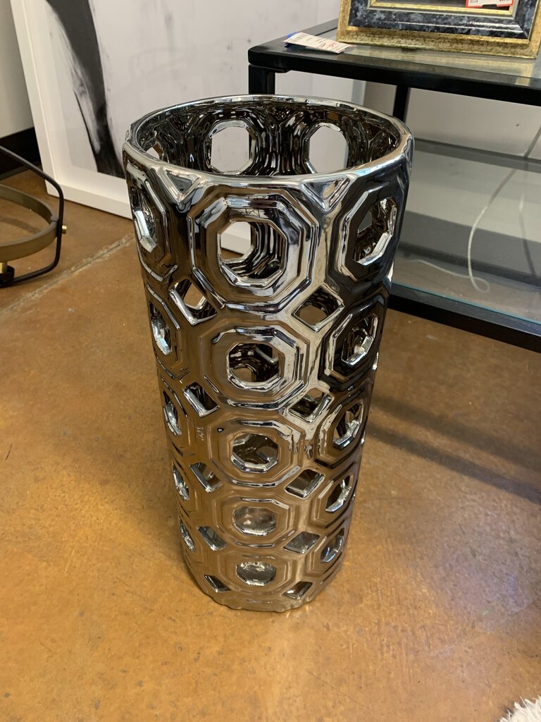 Silver Cylinder, None, Size: None