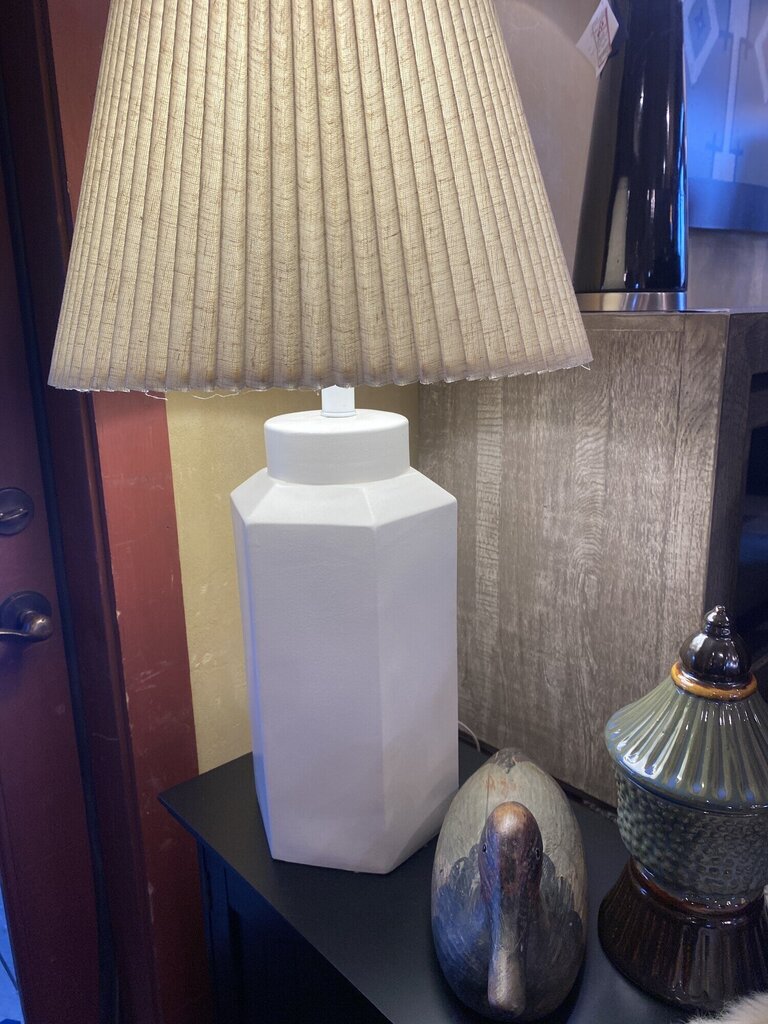 White Geometric Mid Century Modern Ceramic Lamp