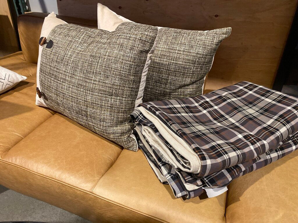 Full Duvet and Two Standard Pillows