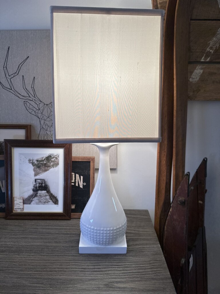 Liudan White Ceramic Table Lamp - Set of 2