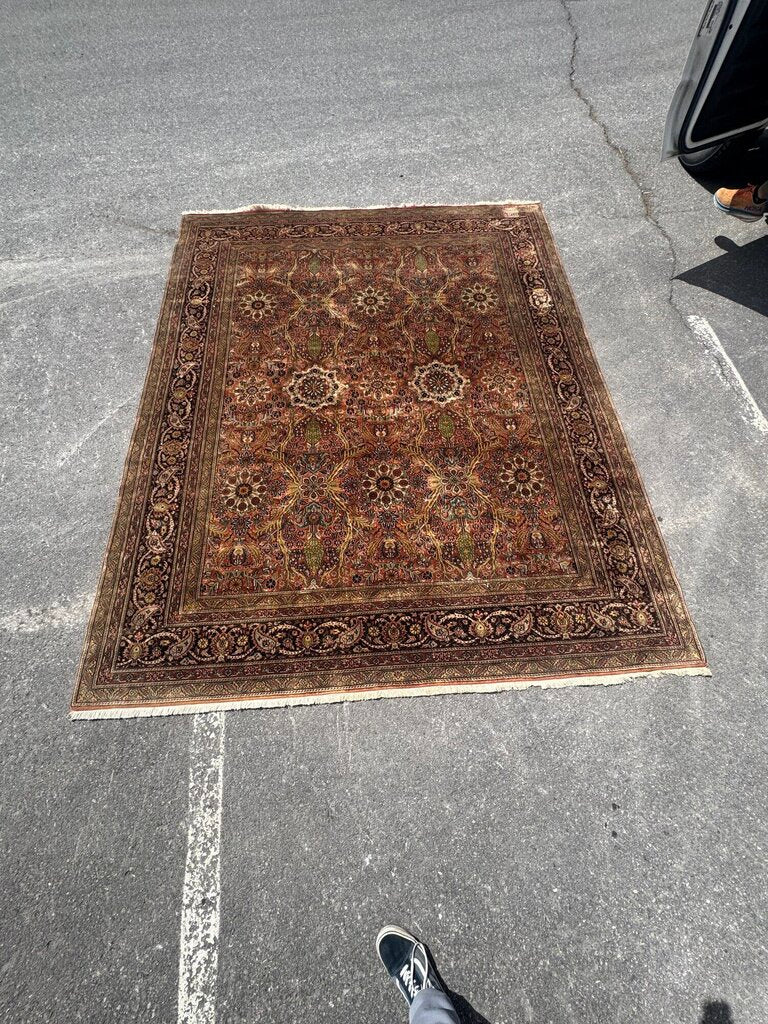 Earthtone Traditional Rug