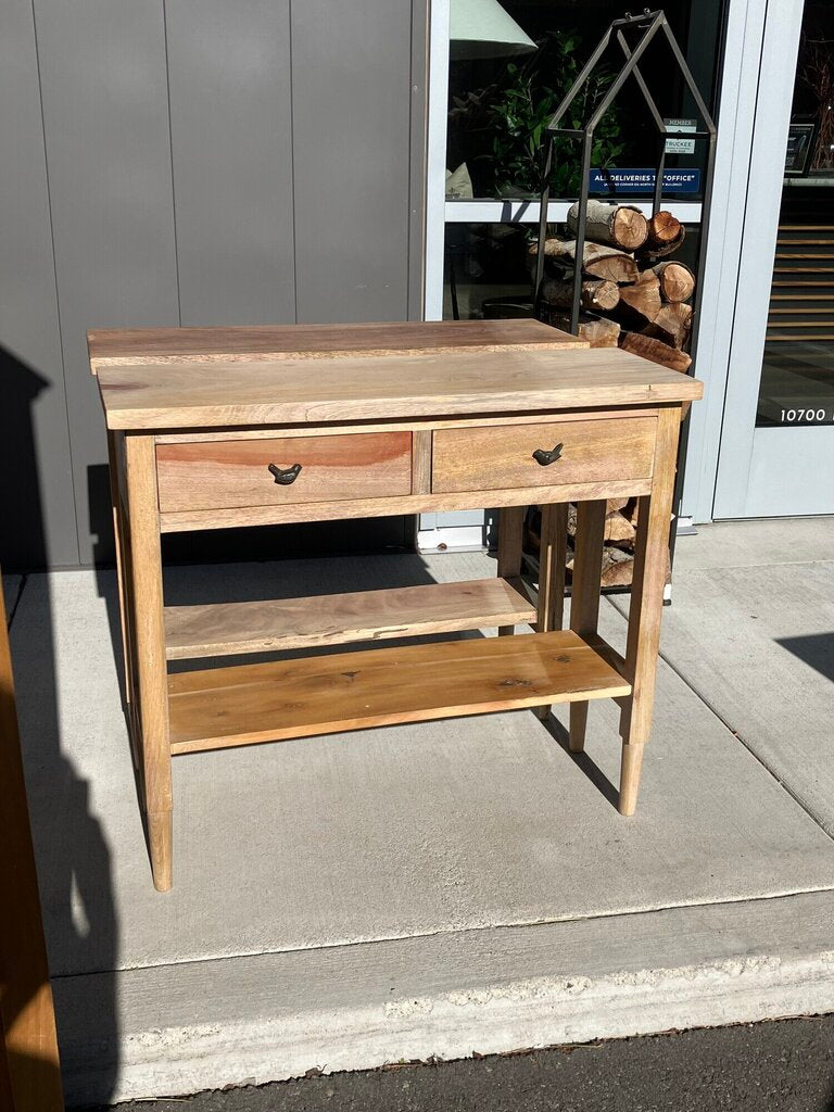 Sula Console With Shelf