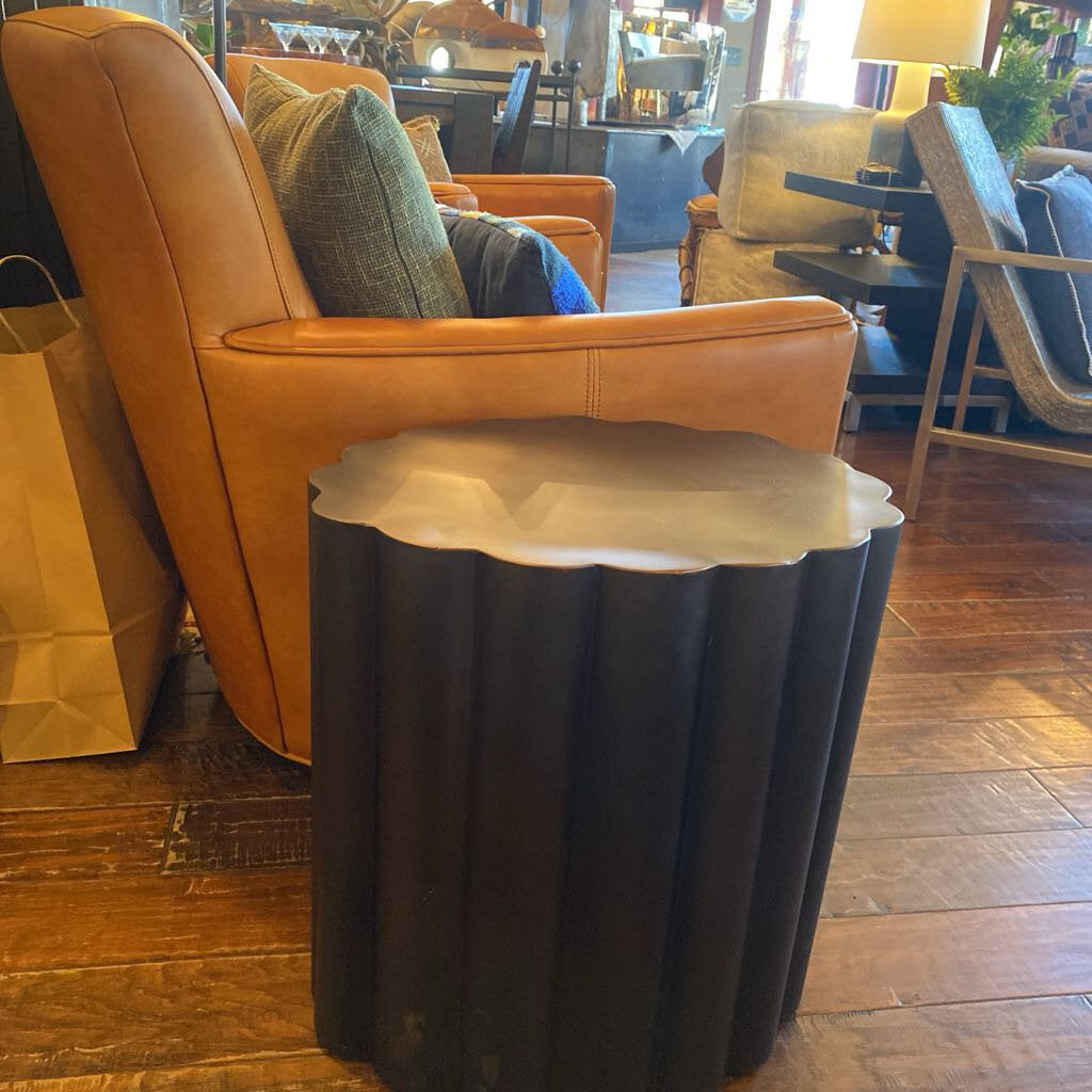 Global Views Fluted Side Table