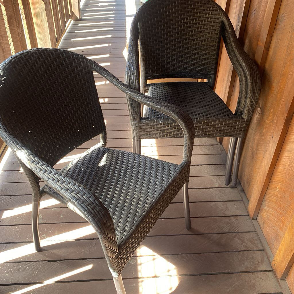 Frontgate Cafe Curved Back Stacking Chair - Set Of 4
