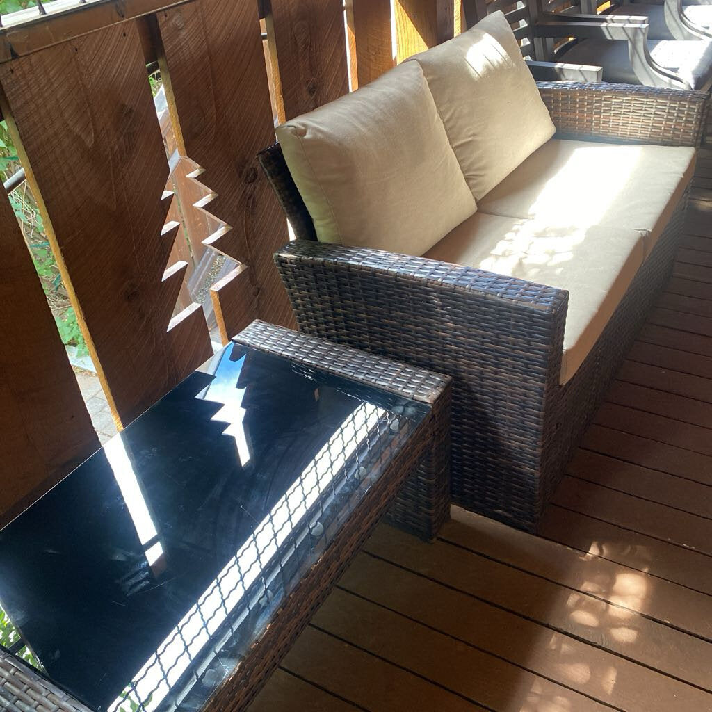 Indoor/Outdoor Wicker Loveseat With Coffee Table