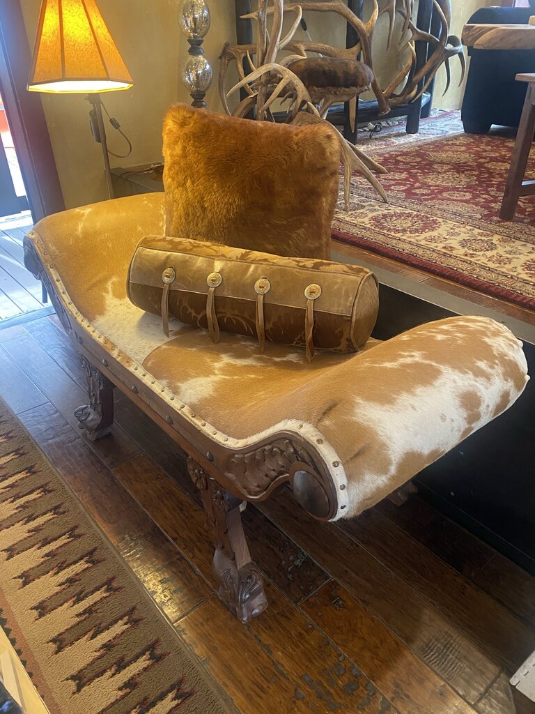 Graven Cowboy Bench