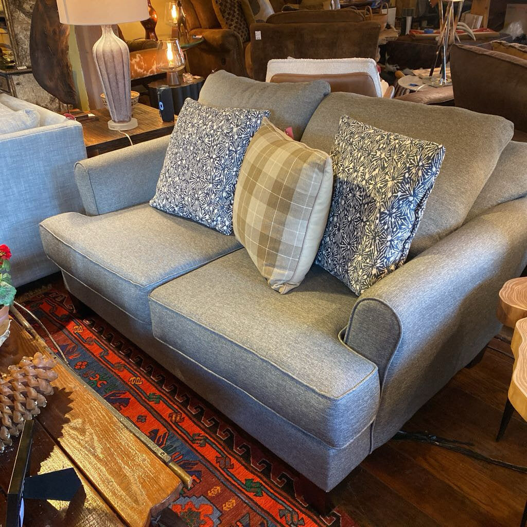 Bryn Loveseat - Set Of 2