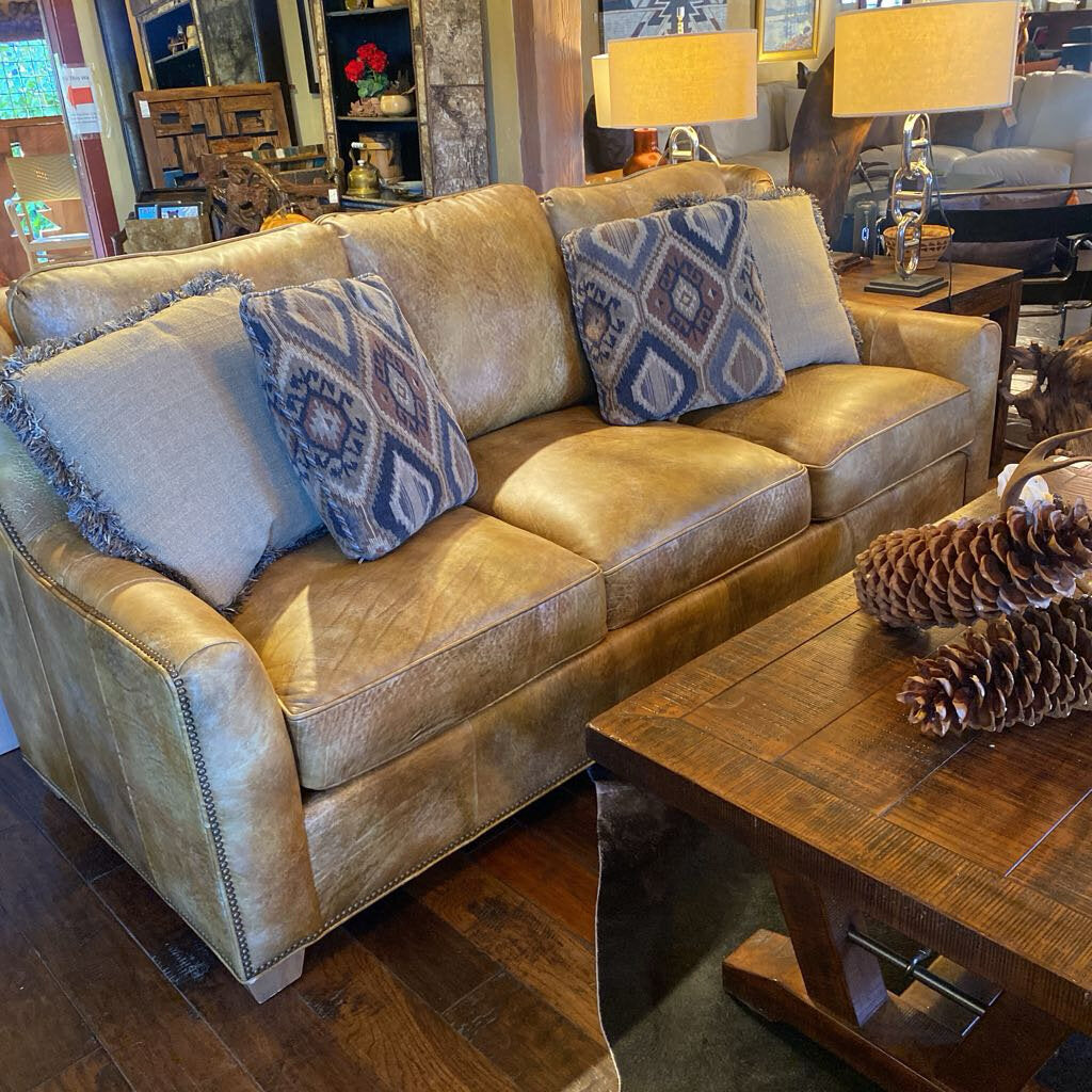 King Hickory Leather Sofa And Chair Set