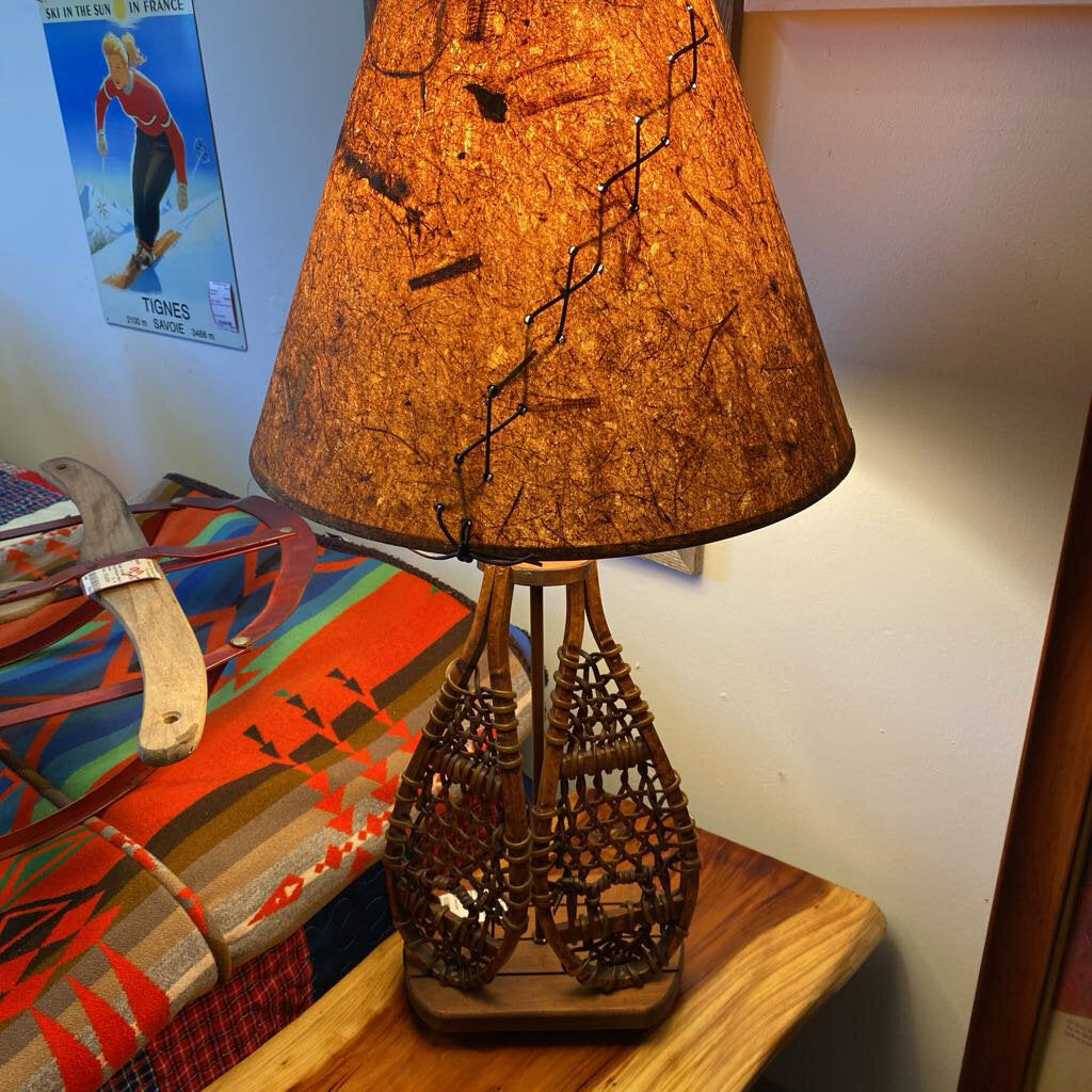 Snowshoe Lamp