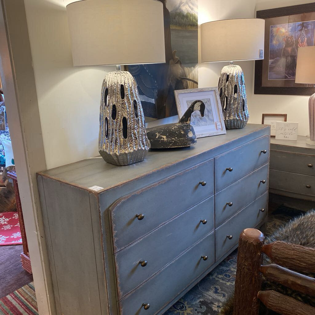 Hooker Furniture Ciao Bella Six Drawer Dresser