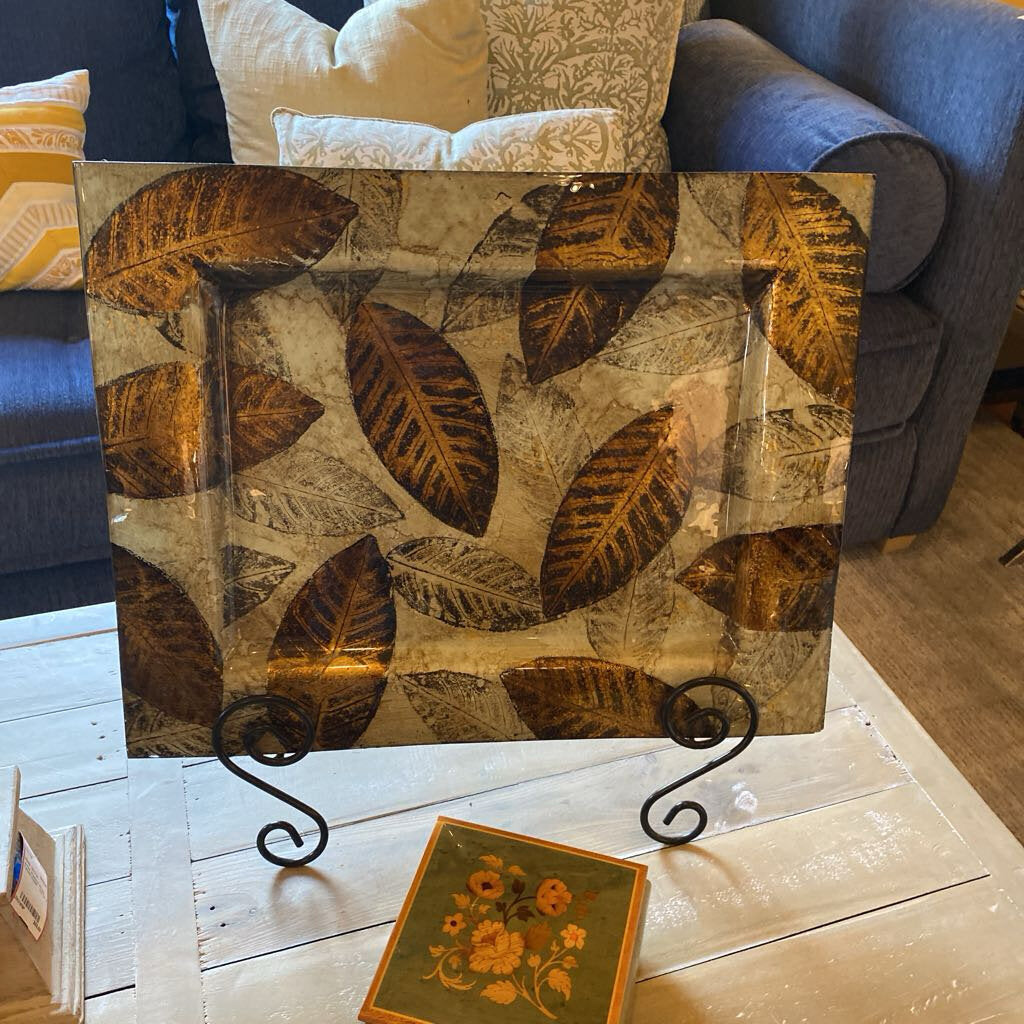 Leaf Tray With Stand