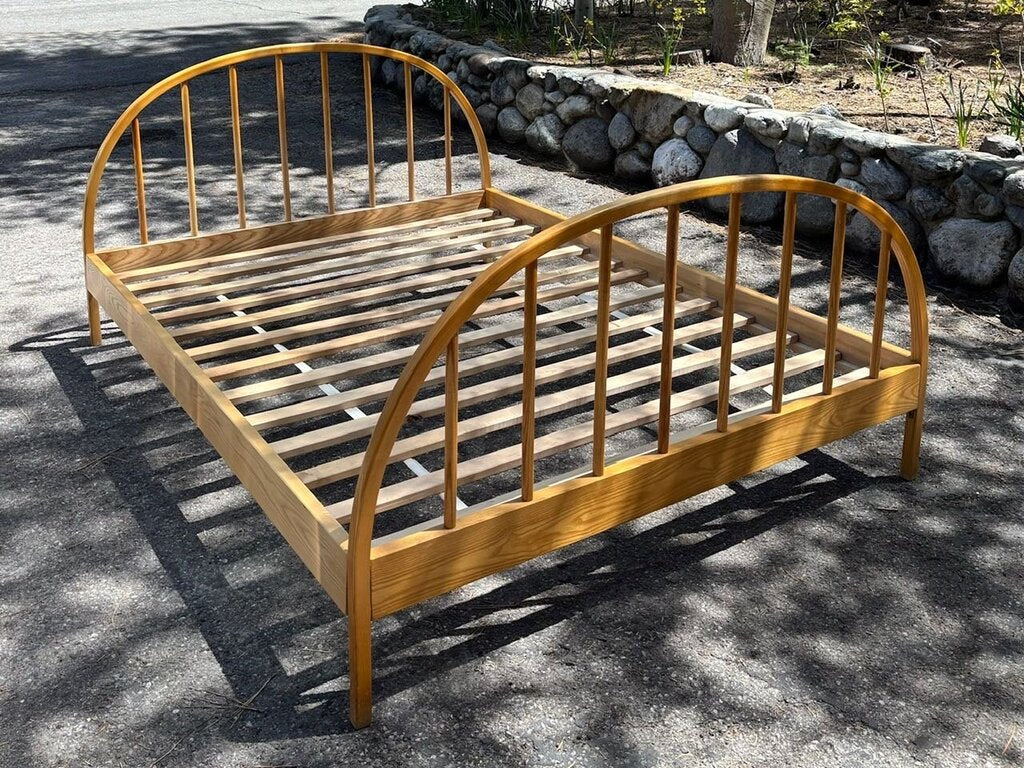 Vermont Tubbs Handmade Queen Bed
