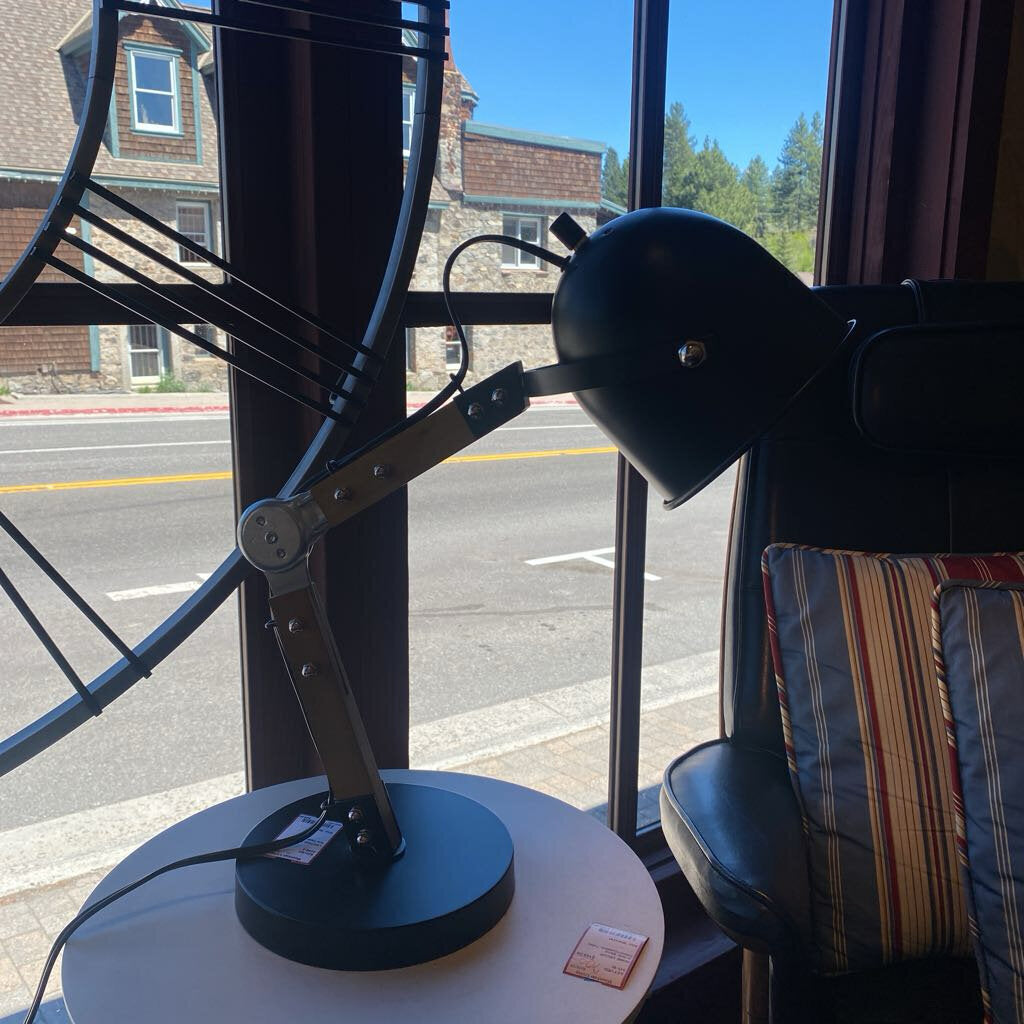 Rex Desk Lamp