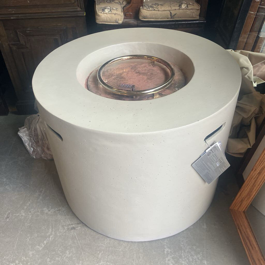 Lightweight Concrete Outdoor Propane Fire Pit