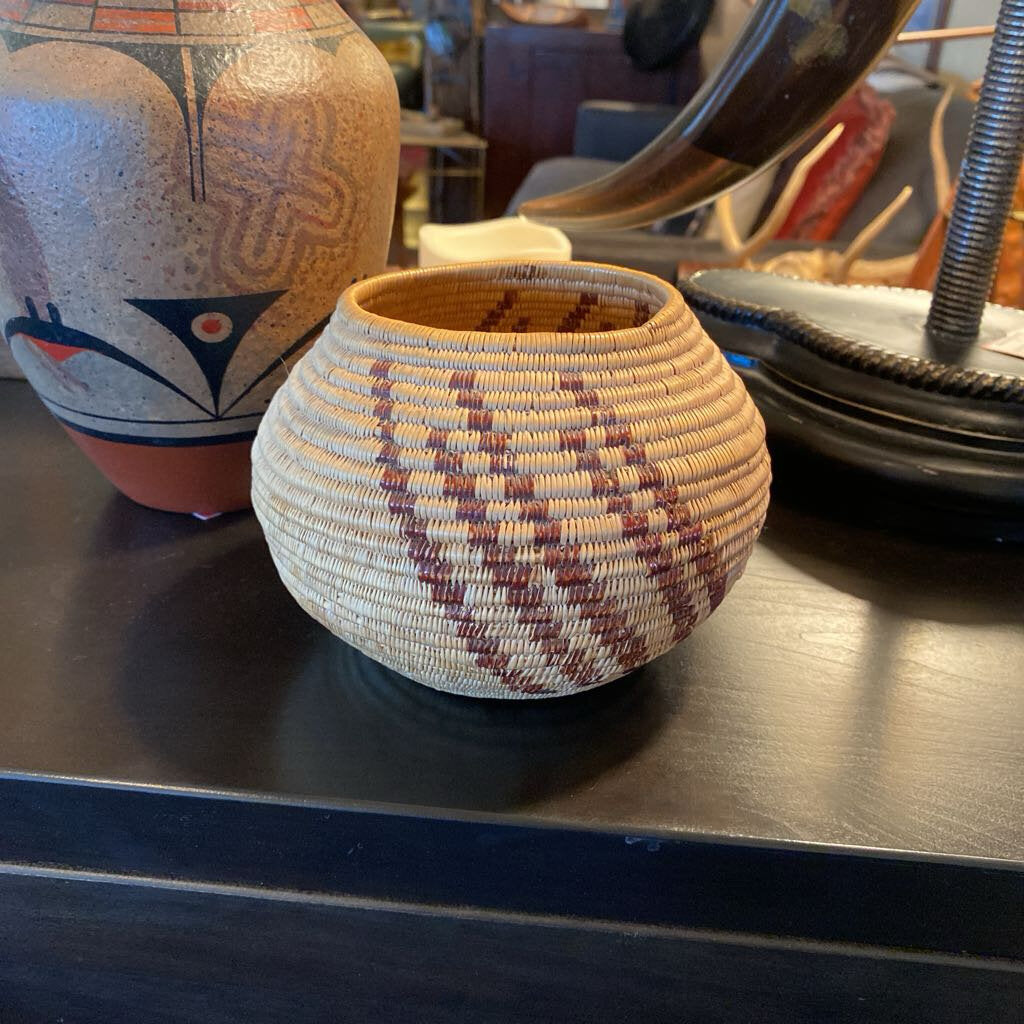 Vintage Washoe Indian Basket c1920
