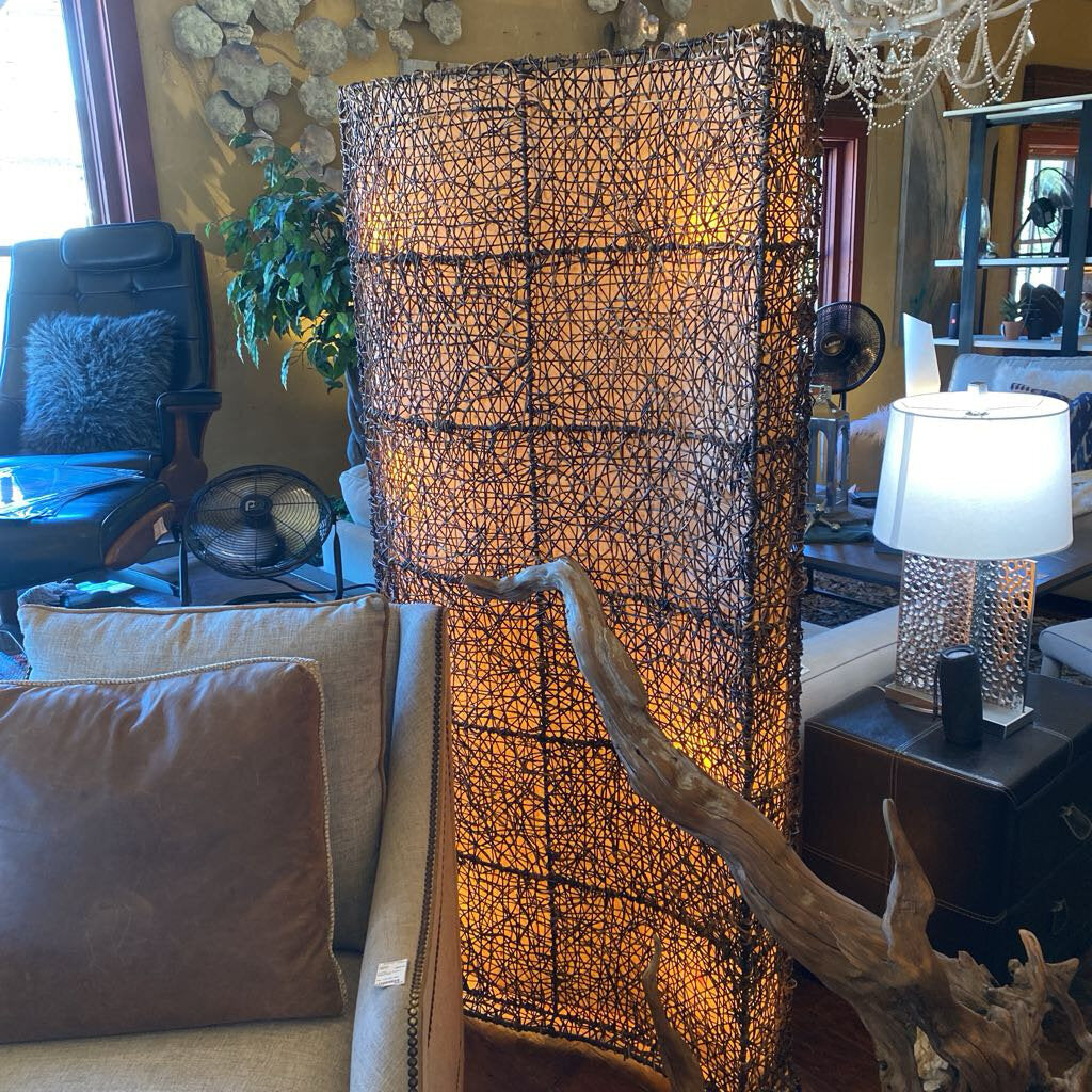 Tower Vines Iron Floor Lamp