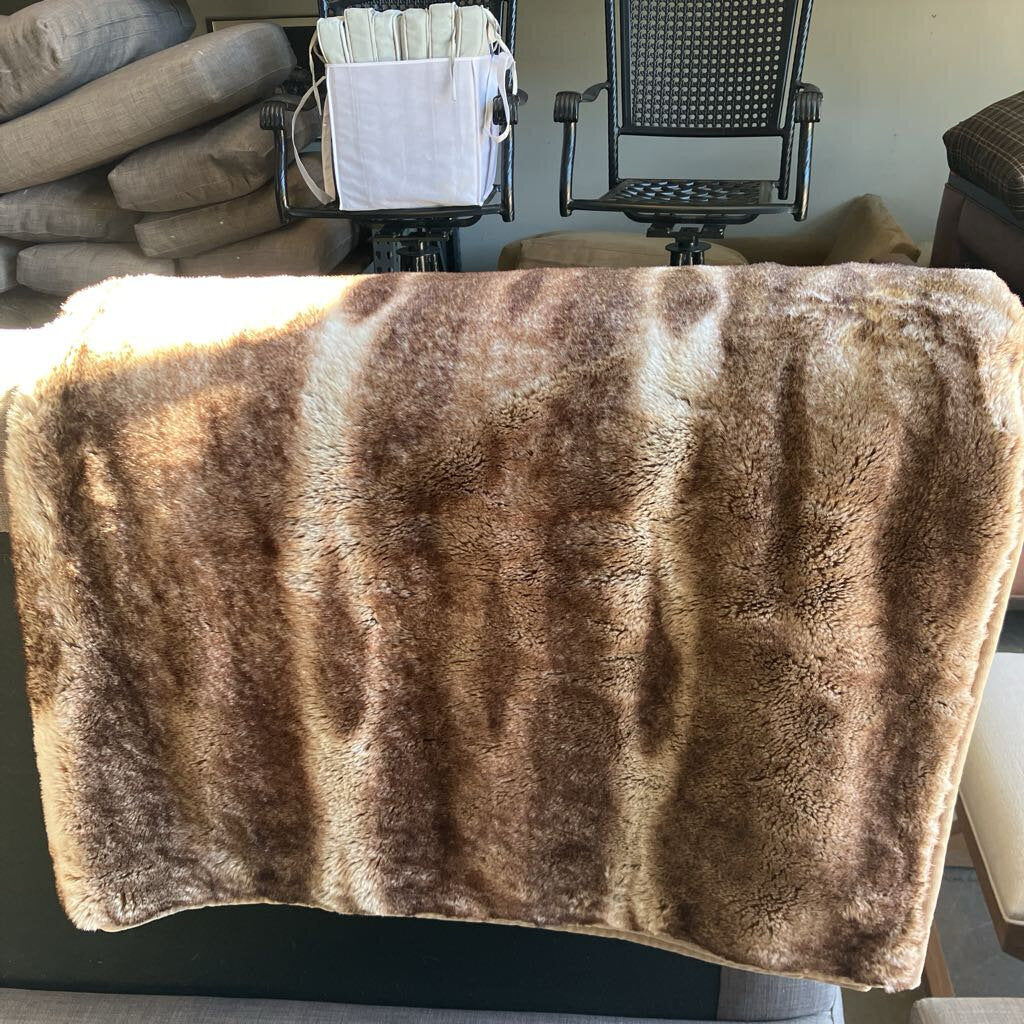 Pottery Barn Faux Fur Throw Blanket