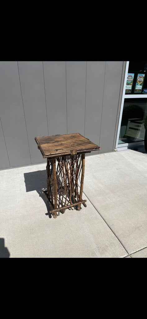 Willow Loveseat, Chair and Side Table