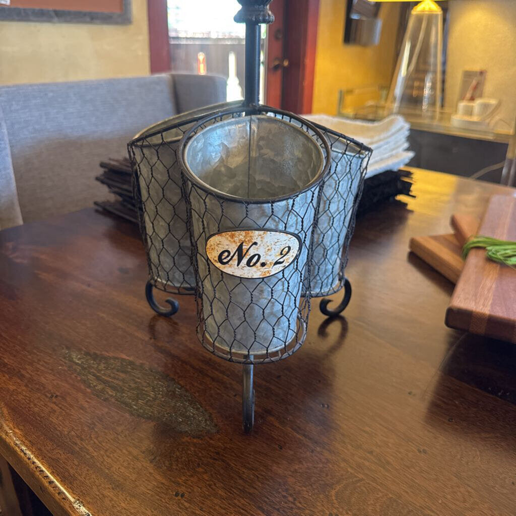 Chicken Wire Utensil Holder