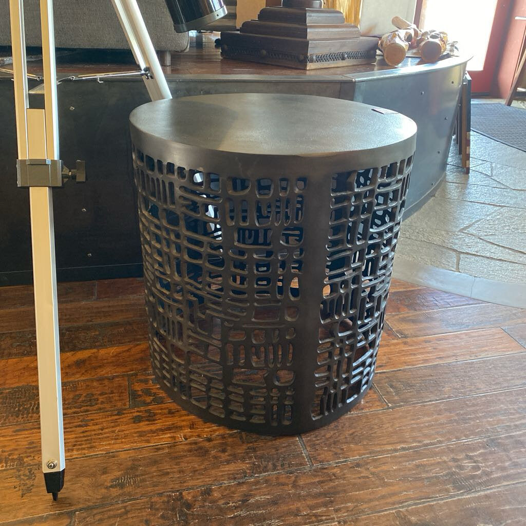 Bernhardt Aaron Chairside Table