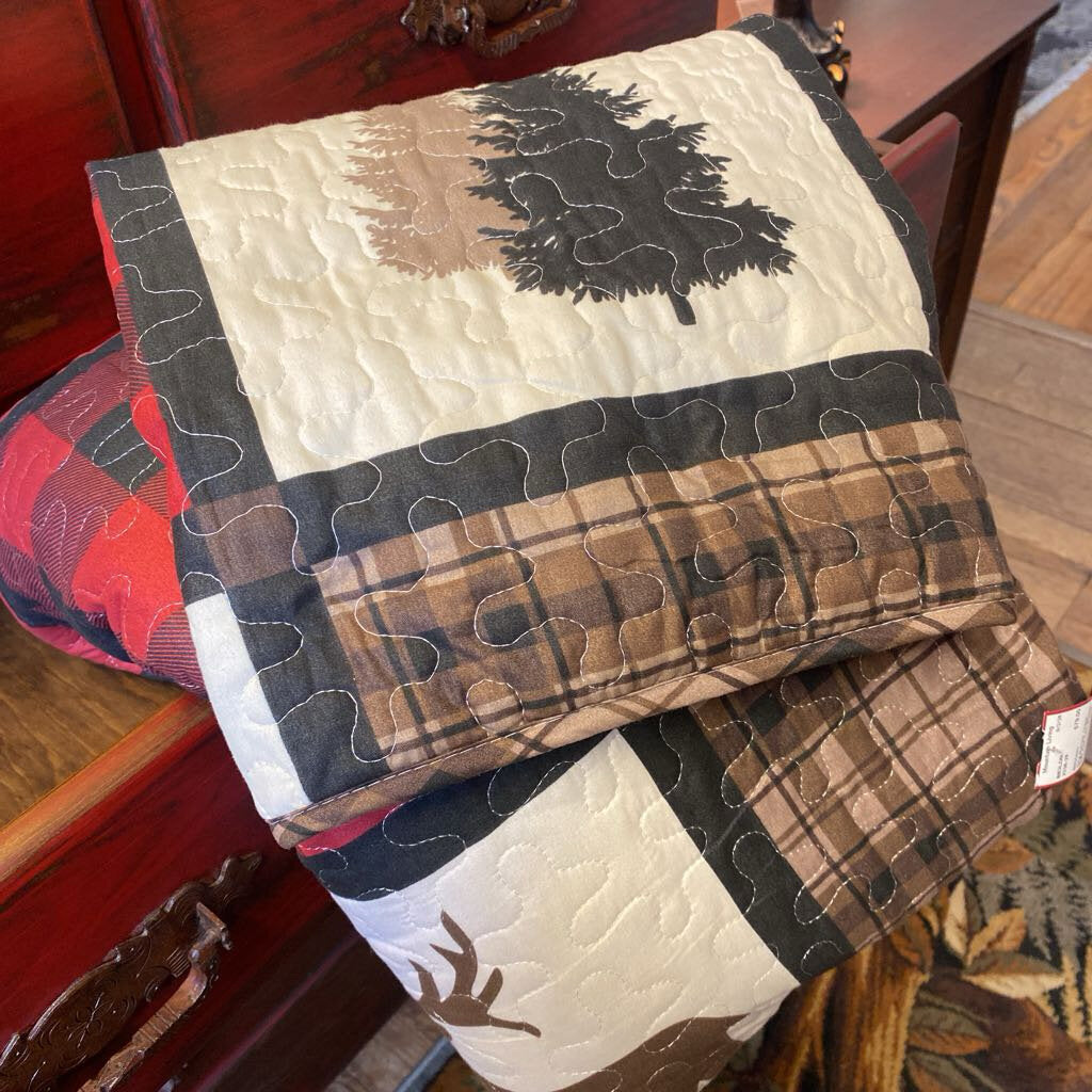 King Buffalo Check Quilt And Two Shams
