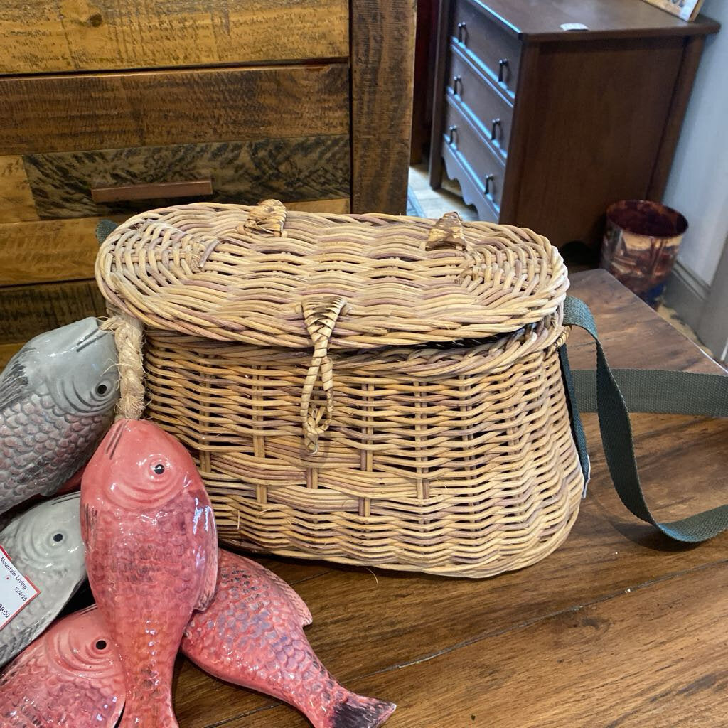 Vintage Fishing Creel
