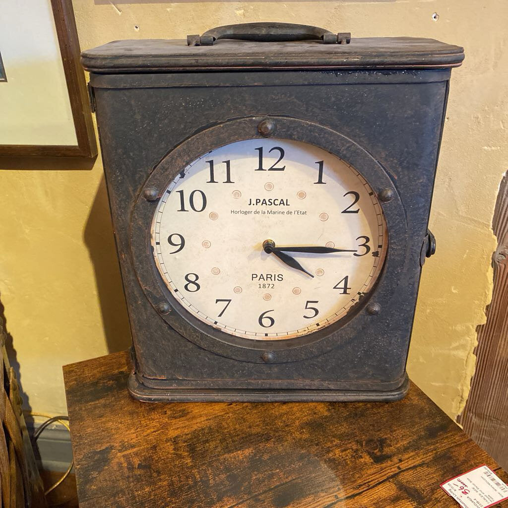 Mercana Scale Clock