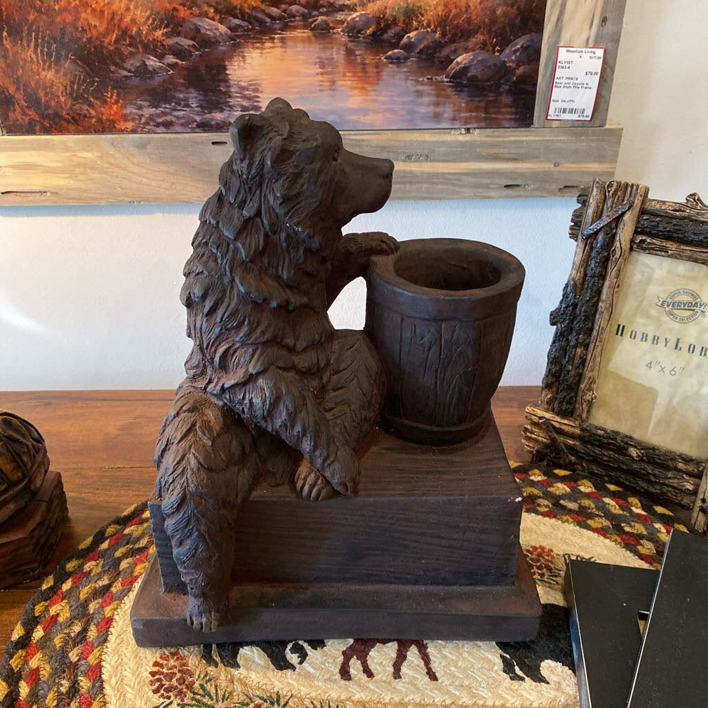 Bear Pot